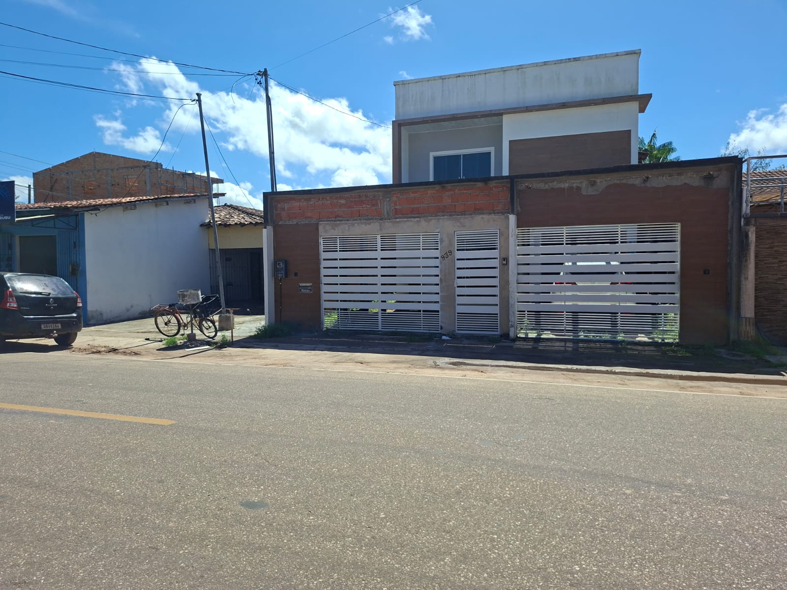 EXCELENTE IMÓVEL MODERNO (2 PAVIMENTOS) DISPONÍVEL PARA VENDA, BEM LOCALIZADO – BAIRRO: NAZARÉ - BARCARENA /PA.