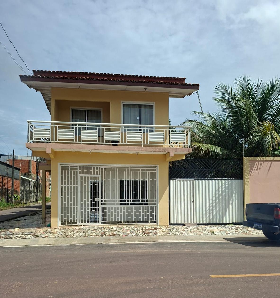 EXCELENTE CASA PARA LOCAÇÃO - BEM VENTILADA E COM ÓTIMO ACABAMENTO - 2° PAVIMENTO - BAIRRO BEIRA RIO - BARCARENA/PA.