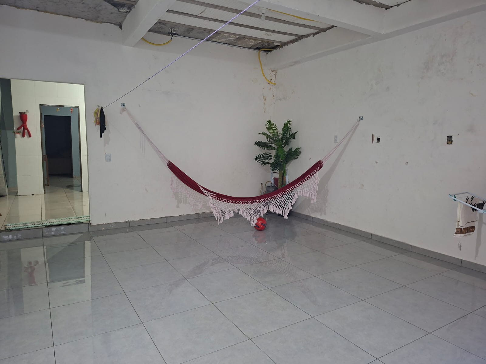 Vendo ótima casa no bairro Nazaré (Beira Rio) - Próximo a Empresa MS Terraplenagem - Vila dos Cabanos - Barcarena - Pará