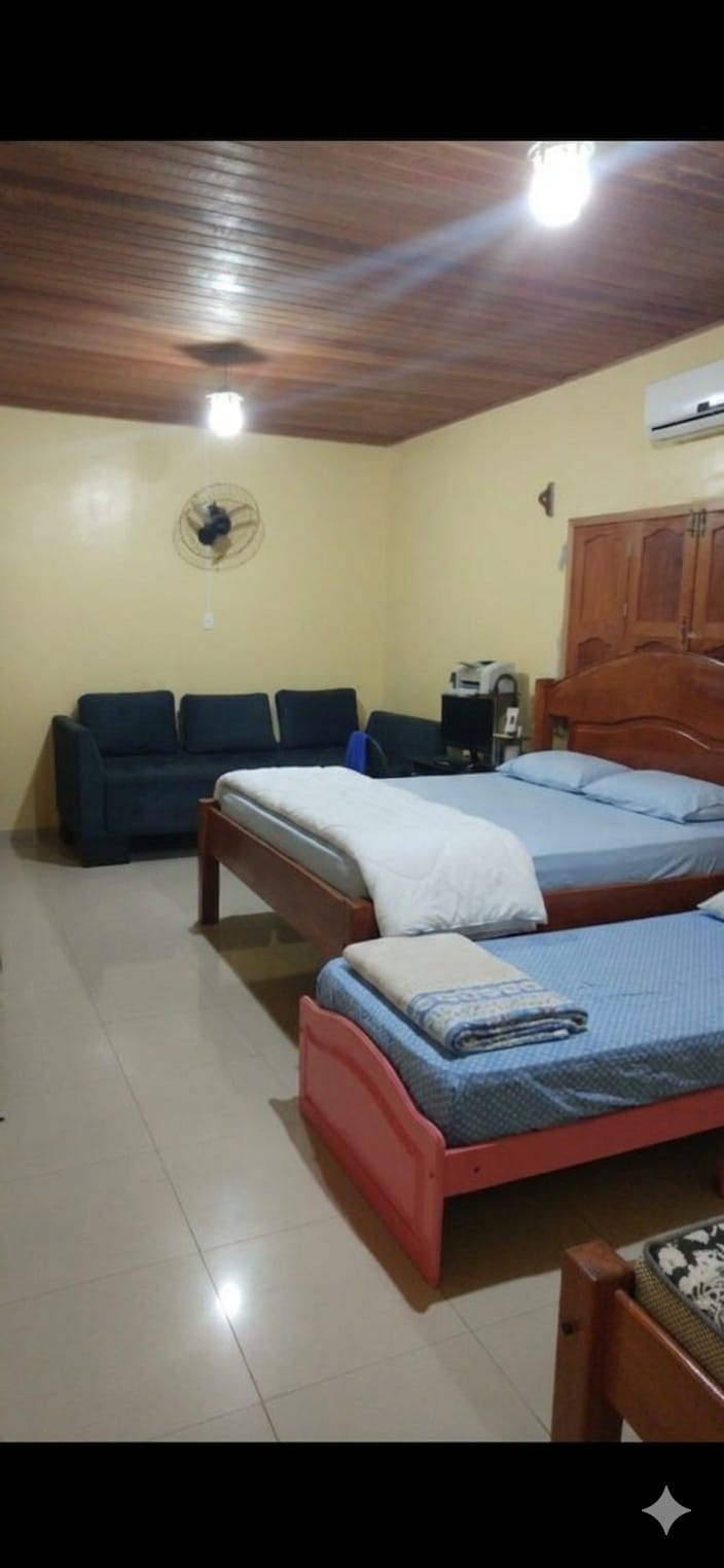 REDUÇÃO DE CUSTOS - CASA AMPLA PARA LOCAÇÃO – IDEAL PARA ALOJAMENTO EMPRESÁRIAL OU REPÚBLICA - BAIRRO SÃO FRANCISCO – BARCARENA/PA.