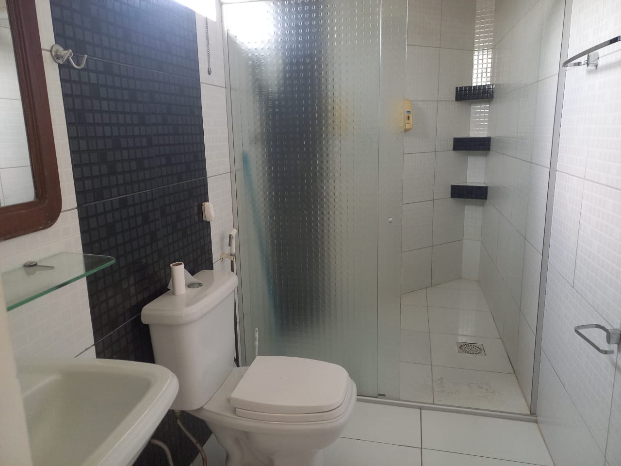 EXCELENTE CASA COM 2 PAVIMENTO PARA LOCAÇÃO - CONFORTO E MODERNIDADE - VILA DOS CABANOS - BARCARENA - PÁ.