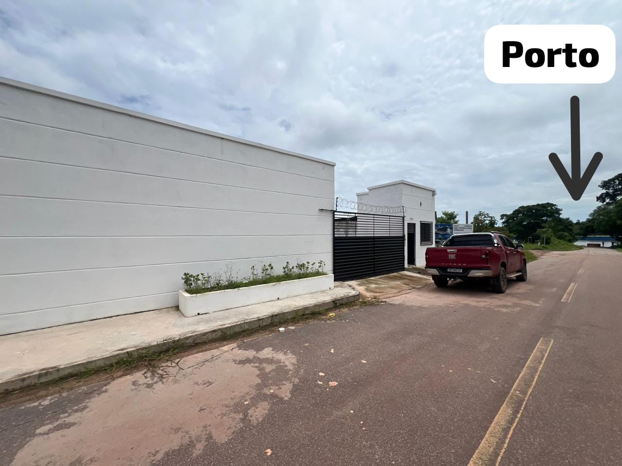 IMÓVEL COMERCIAL PARA LOCAÇÃO - A 50 METROS DO TRAPICHE DE EMBARCAÇÃO DO FURO DO ARROZAL