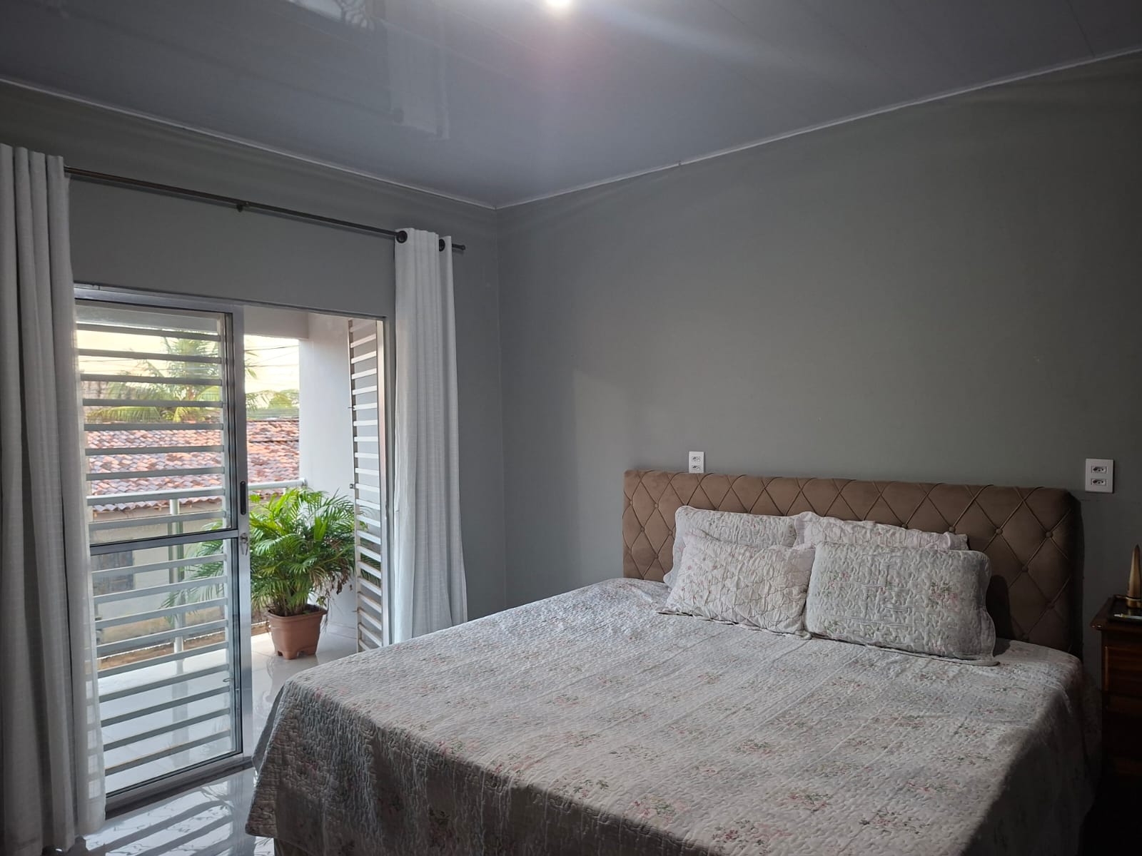 Vendo ótima casa no bairro Nazaré (Beira Rio) - Próximo a Empresa MS Terraplenagem - Vila dos Cabanos - Barcarena - Pará