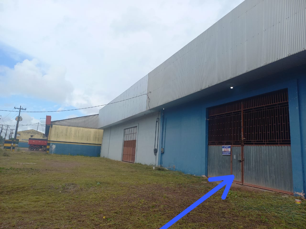 GALPÃO – DISPONÍVEL PRA LOCAÇÃO – PRÓXIMO AO TREVO DO PETECA – BARARENA – PA.