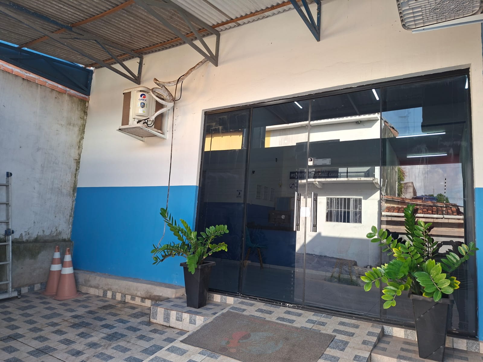 ALUGO EXCELENTE PRÉDIO COMERCIAL NO BAIRRO PIONEIRO  - VILA DOS CABANOS - BARCARENA - PARÁ