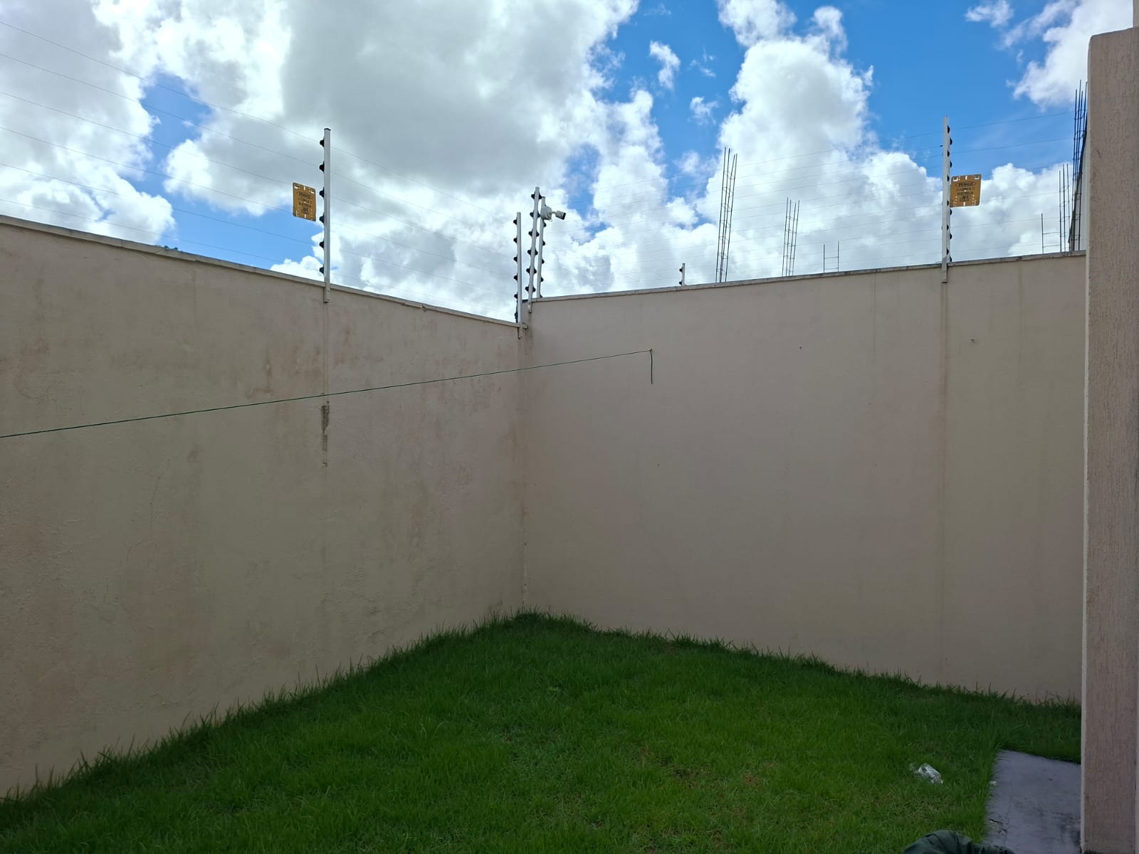 EXCELENTE IMÓVEL DISPONÍVEL PARA VENDA - ACEITA FINANCIAMENTO - LOTEAMENTO RESIDENCIAL JARDIM DO VALE – BARCARENA/PA.