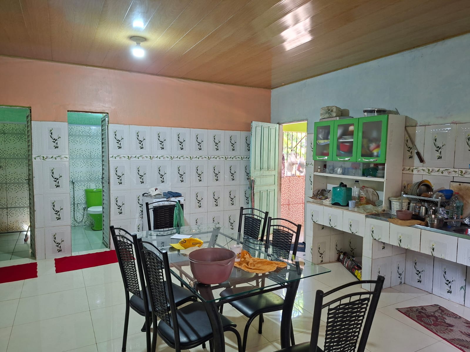 VENDO CASA NA PRAIA DA FAZENDINHA EM BARCARENA - PARÁ