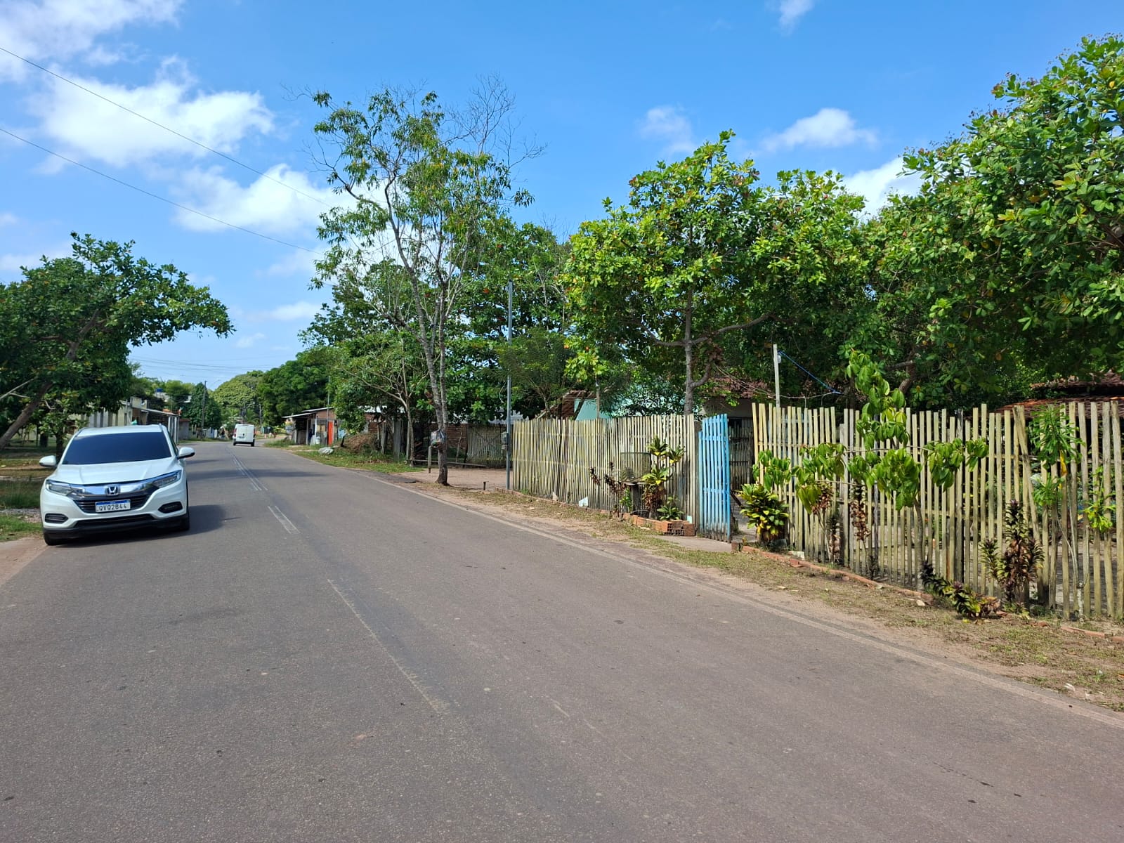 VENDO CASA NA PRAIA DA FAZENDINHA EM BARCARENA - PARÁ