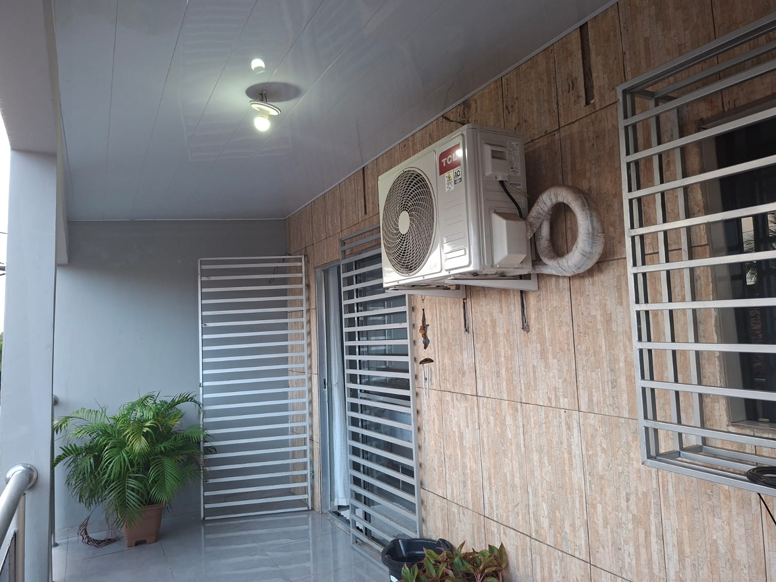 Vendo ótima casa no bairro Nazaré (Beira Rio) - Próximo a Empresa MS Terraplenagem - Vila dos Cabanos - Barcarena - Pará