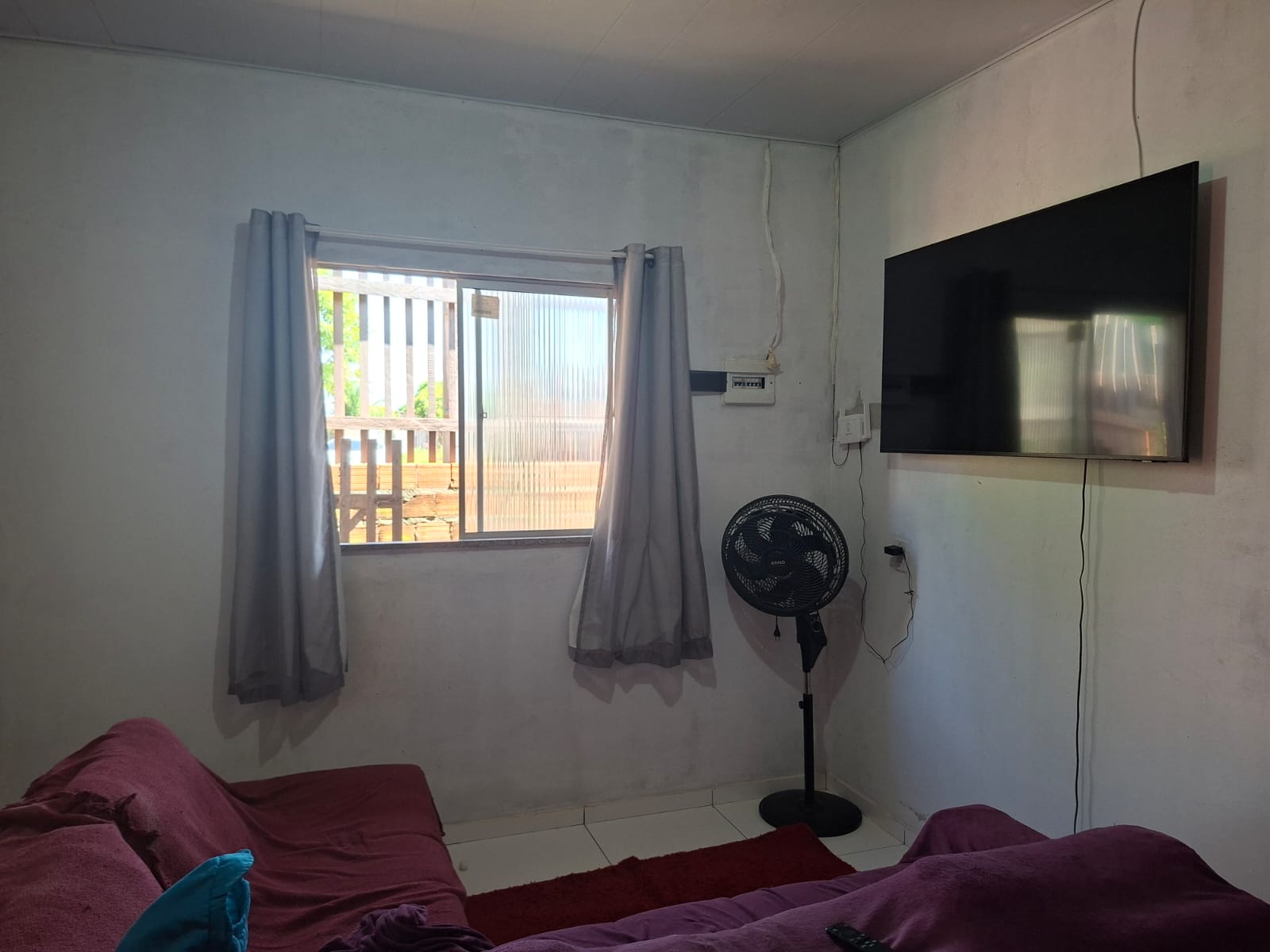 Vendo casa a 100 metros da Praia do Caripi em Barcarena - Pará