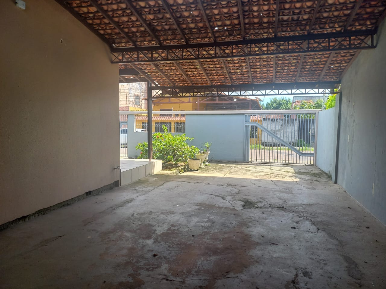 CASA À VENDA - NA VILA DOS CABANOS - BARCARENA-PARÁ