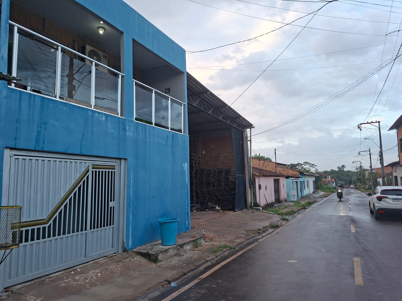 Vendo ótima casa no bairro Nazaré (Beira Rio) - Próximo a Empresa MS Terraplenagem - Vila dos Cabanos - Barcarena - Pará