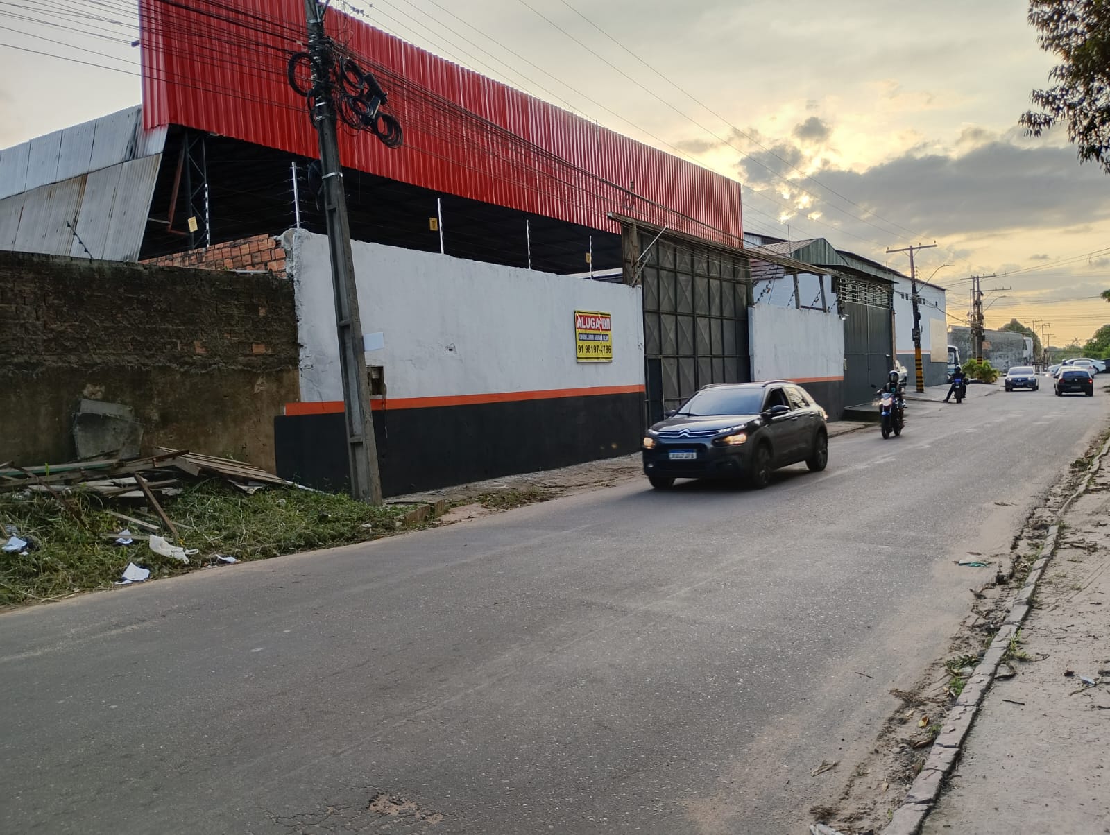 GALPÃO PARA LOCAÇÃO COM EXCELÊNTE ESPAÇO INTERNO – MARTUBA/PA.